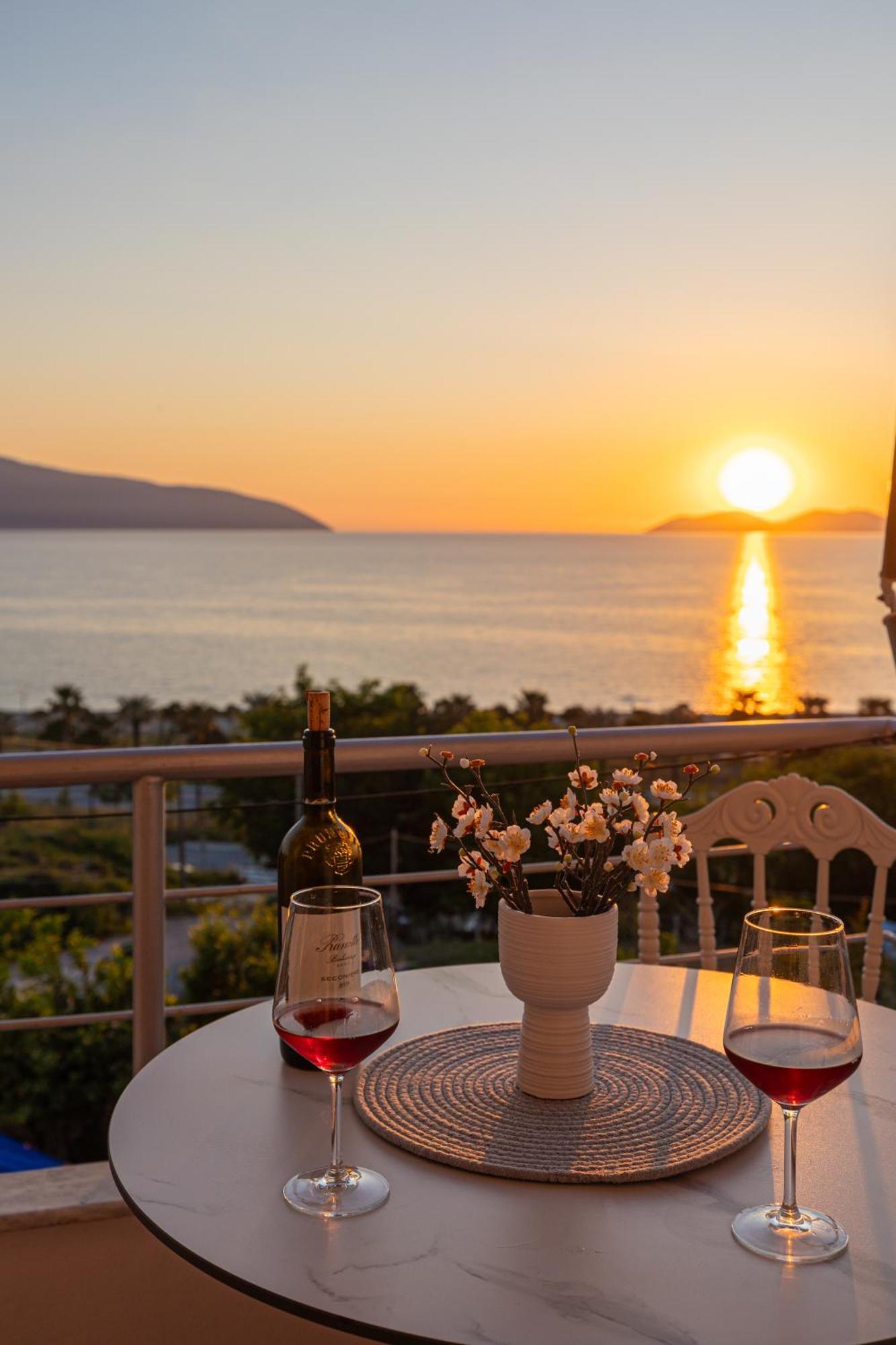 Hotel Idi Vlore Exterior photo